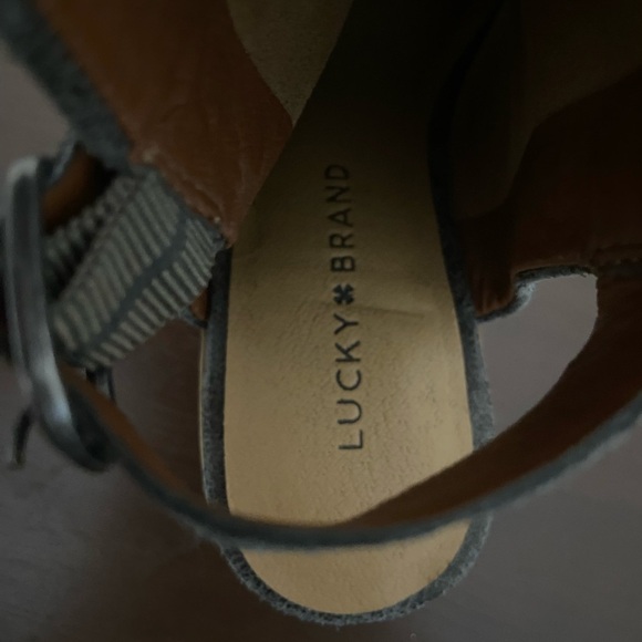 Lucky Brand LIKE NEW little girls 13 open toe buckle back stack heel bootie - Picture 5 of 8